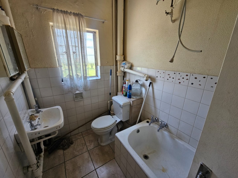 1 Bedroom Property for Sale in Sasolburg Ext 12 Free State